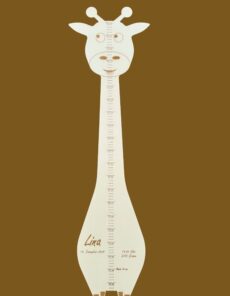 Maßstab zum Messen von Kindern oder Babys in Giraffenform, Kerben für Größe, personalisiert mit Name, Geburtsdatum und Gewicht. Perfekt als Geschenk oder Raumdekoration.